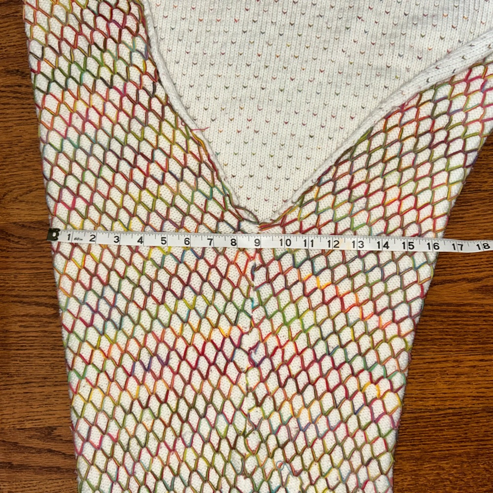 Mermaid Tale Crochet Blanket - Picture 8 of 12
